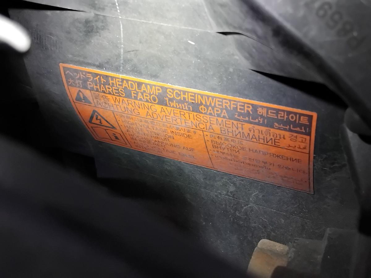 Mitsubishi Outlander 2 CW original Xenon Scheinwerfer links Facelift BJ2010