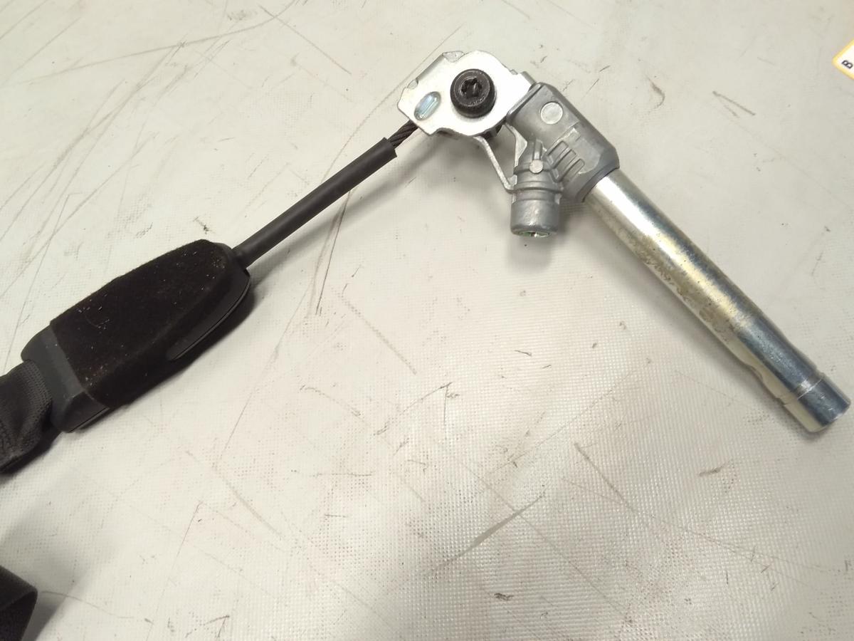 Opel Corsa D original Sicherheitsgurt vorn rechts 3-türig unfallfrei BJ2008