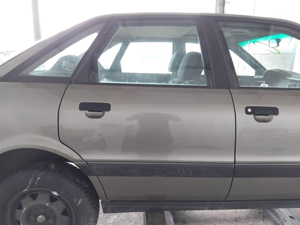 Audi 80 B3 Typ 89 T&uuml;r hinten rechts LY6U Papyrusmetallic BJ1991