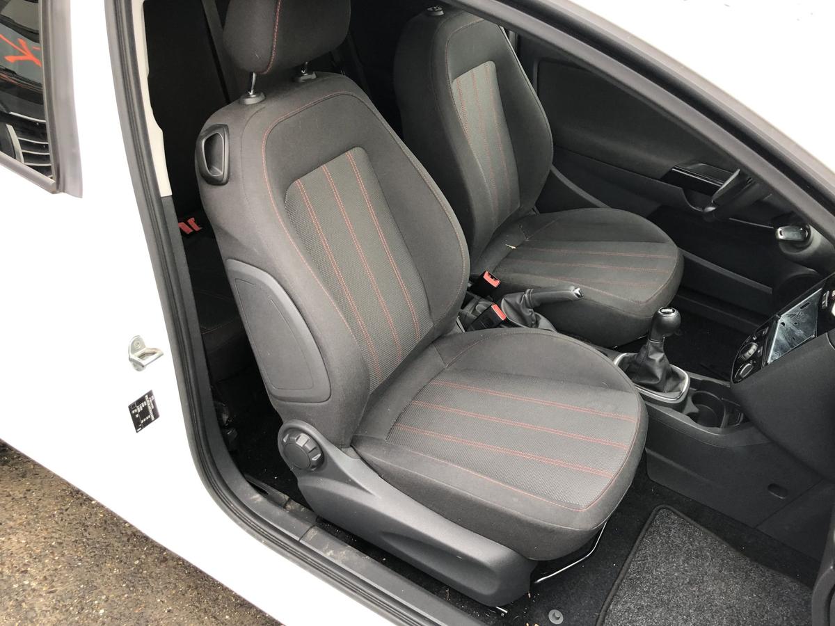 Opel Corsa D ab 2010 Sitz vorn rechts Beifahrersitz o Hzg 3türer Stoff Facelift