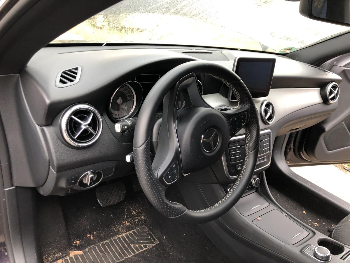 Mercedes CLA C117 bis 16 Armaturenbrett Dashboard Cockpit Armaturentafel Rohbau
