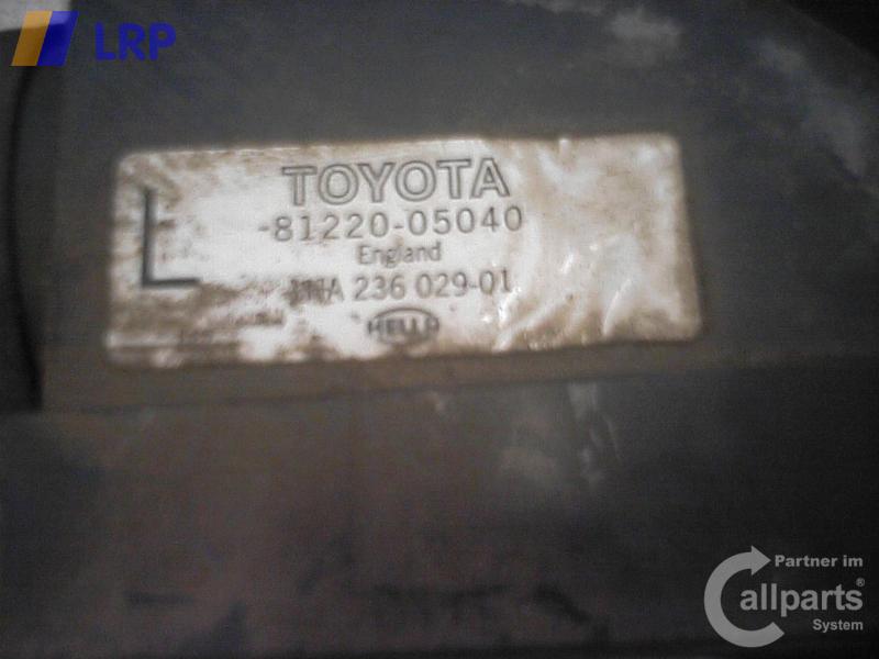 Toyota Avensis T22 Kombi original Nebelscheinwerfer links 8122005040 BJ1999