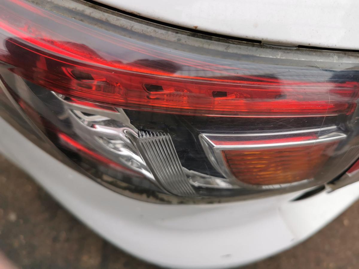 Mazda 6 GH Kombi Rückleuchte Schlussleuchte Rücklicht hinten aussen links 10-12