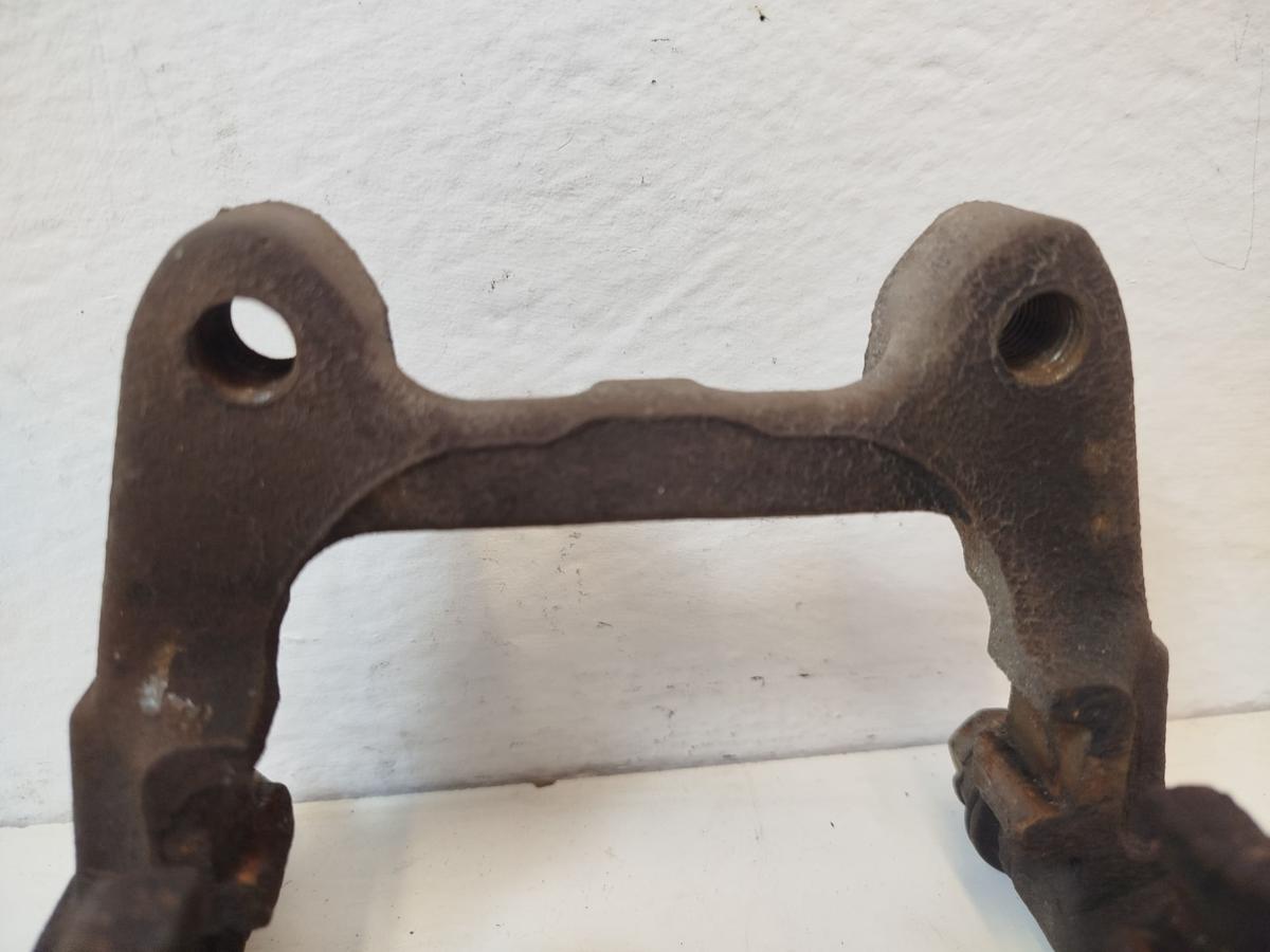 VW Passat 3C B7 Variant Tr&auml;ger Bremssattel Bremssatteltr&auml;ger Scheibe 282x12mm