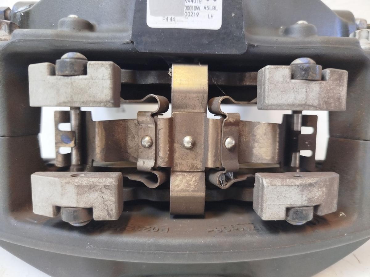 NIO EL6 Elektro SUV Bremssattel vorn links Sattel Bremszange OEM