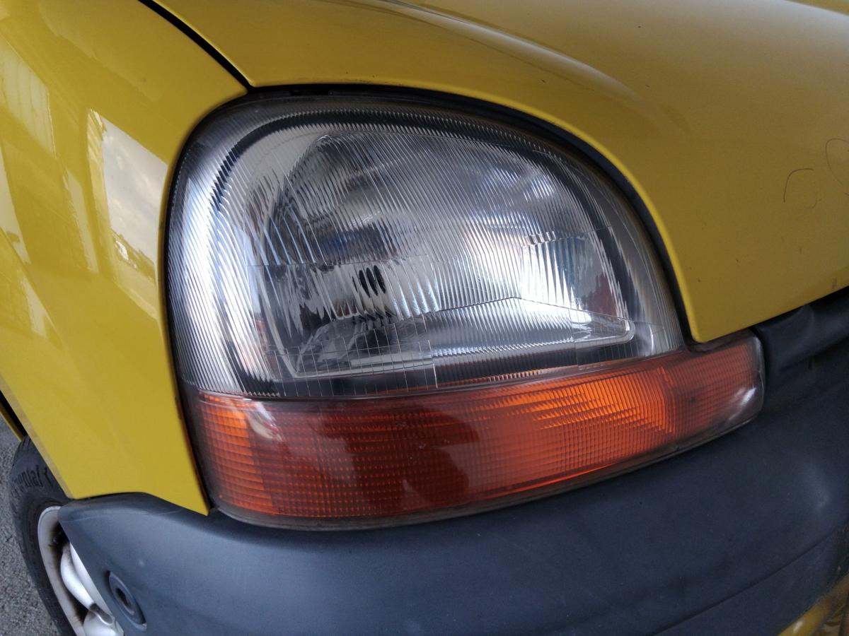 Renault Kangoo 1 original Scheinwerfer rechts Halogen mit LWR BJ1998