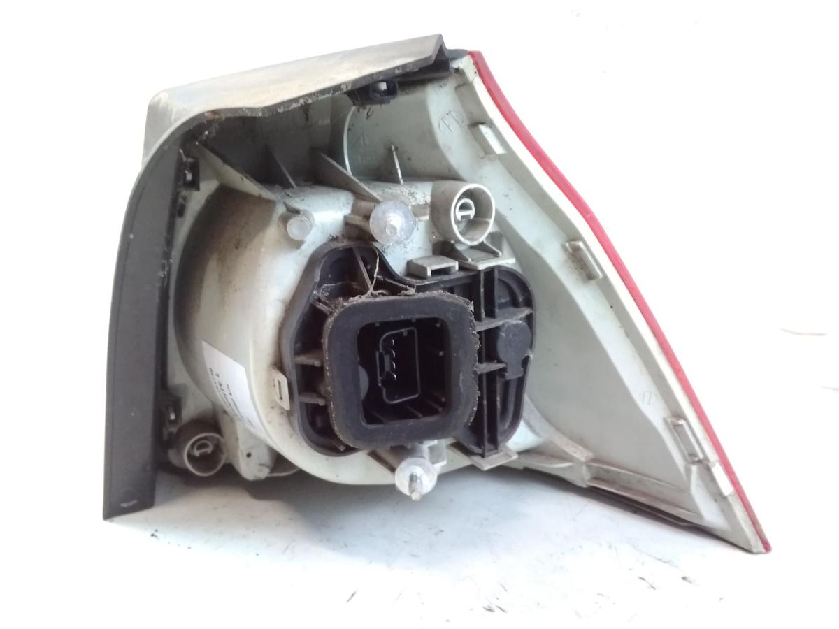 VW Golf 5 1K original Rückleuchte Schlussleuchte links aussen Fließheck BJ2007