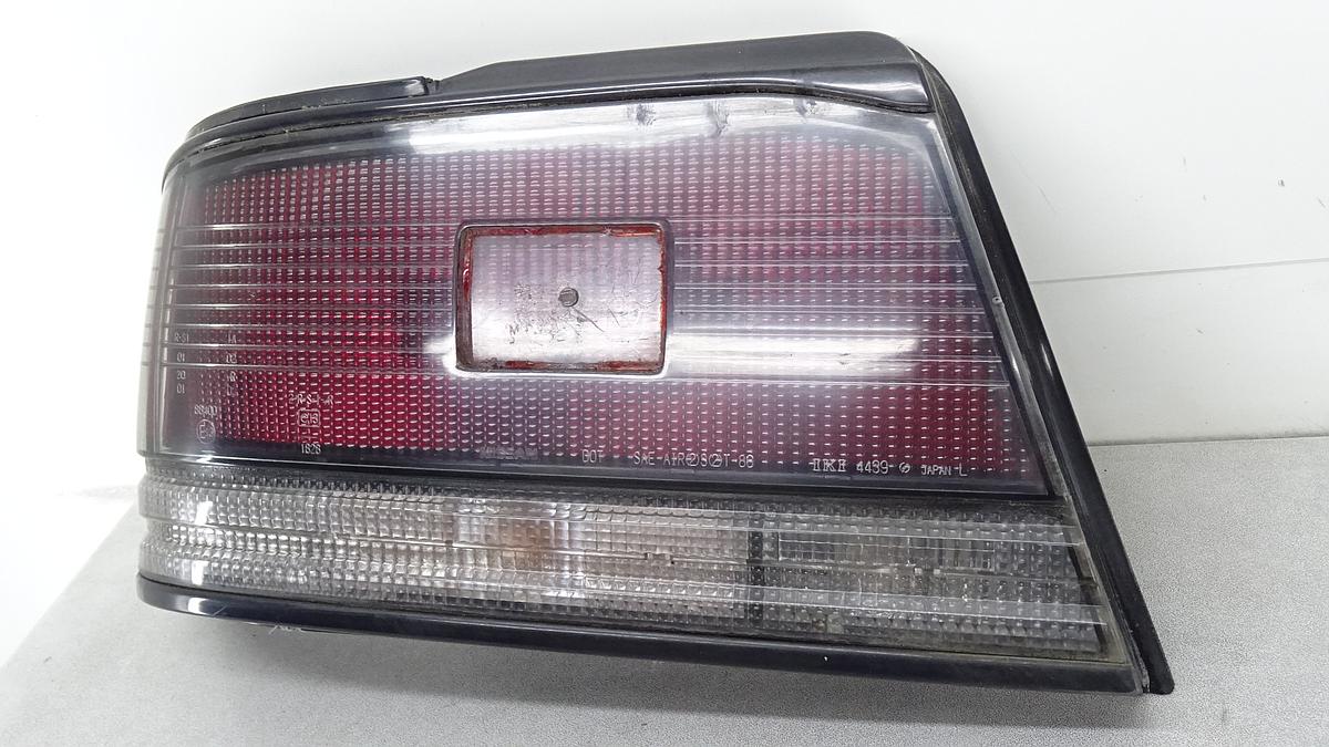 Nissan Maxima J30 Rückleuchte Rücklicht links IKI 4439 Bj1992 Stufenheck