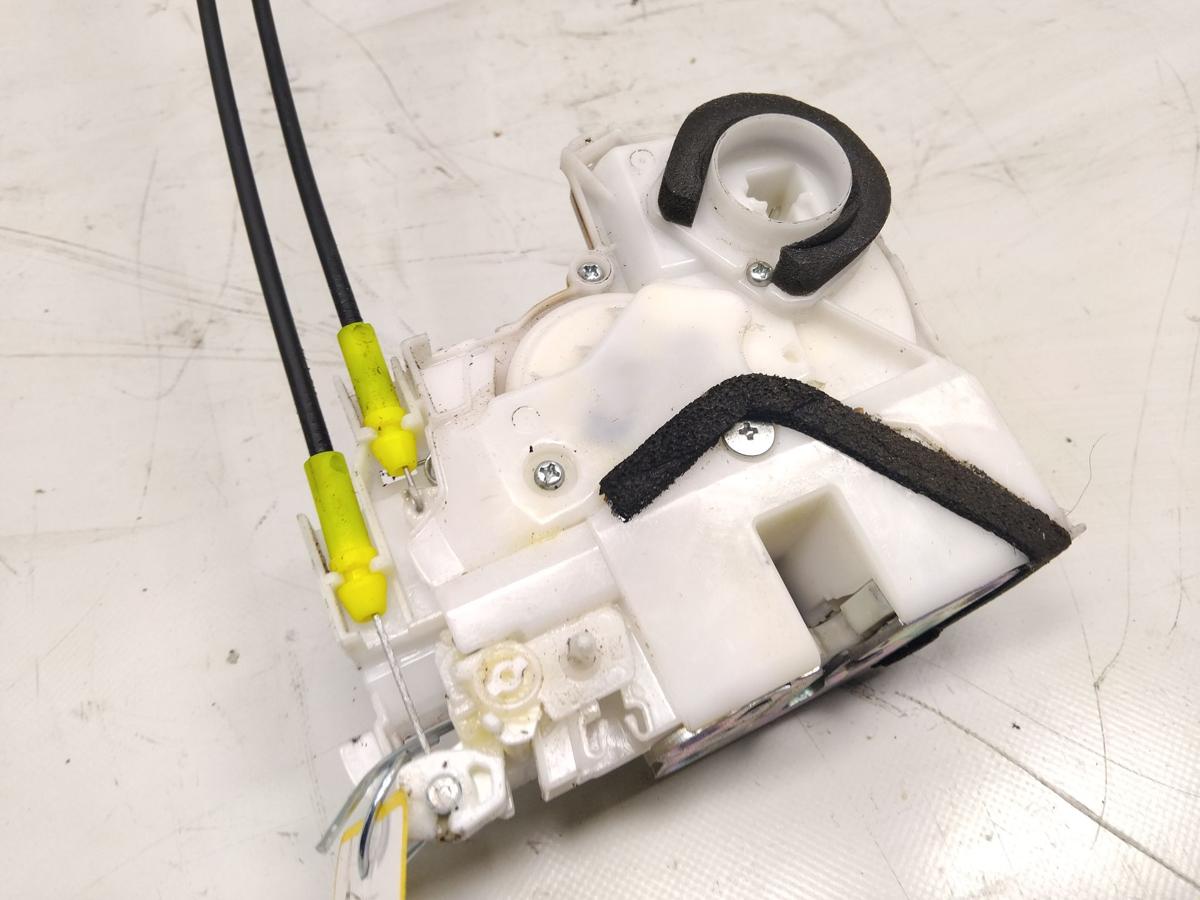 Suzuki Vitara LY orig T&uuml;rschloss hinten rechts mit Zentralverriegelung BJ2017