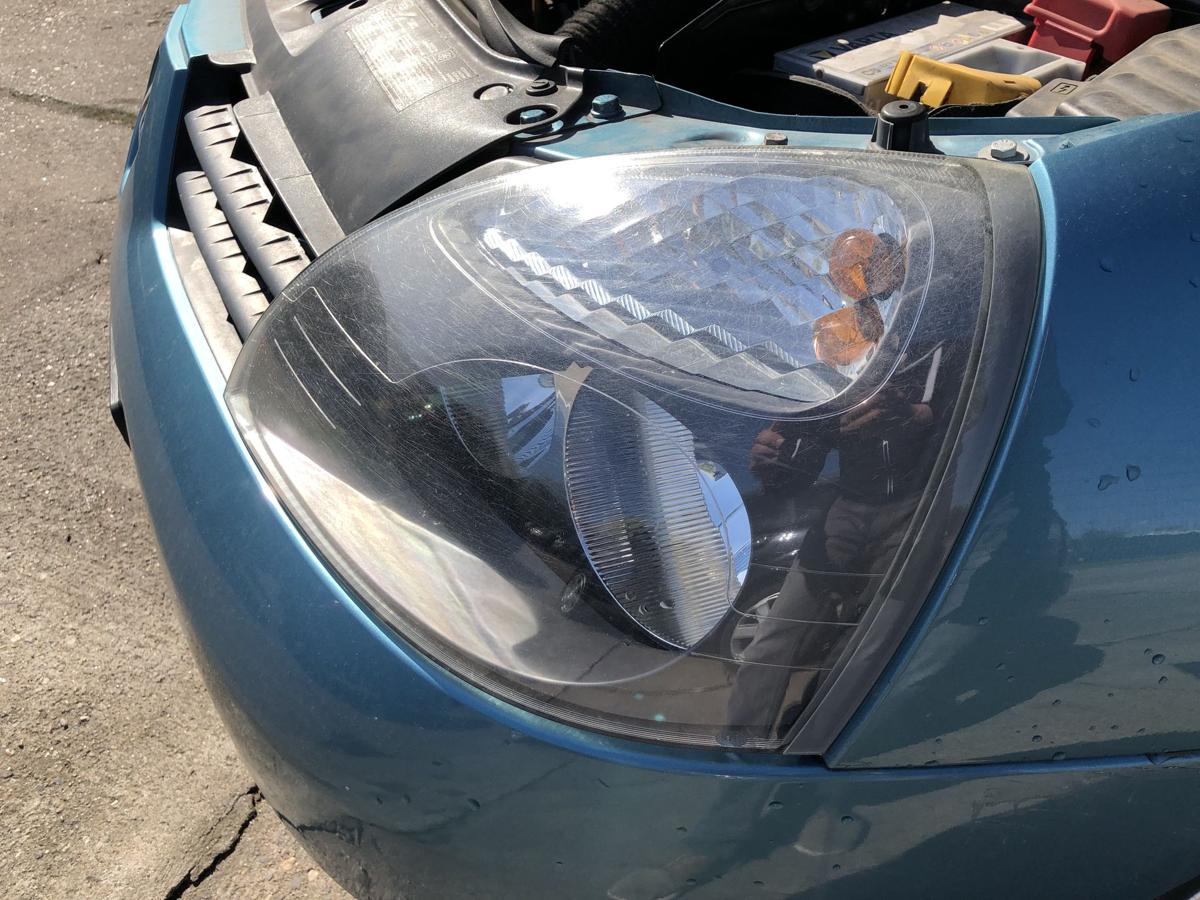 Renault Clio II 2 Campus Scheinwerfer links Frontscheinwerfer Halogen Kratzer