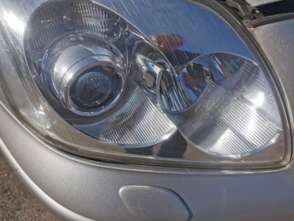 Toyota Avensis T25 Scheinwerfer Frontscheinwerfer Hauptscheinwerfer vorn rechts