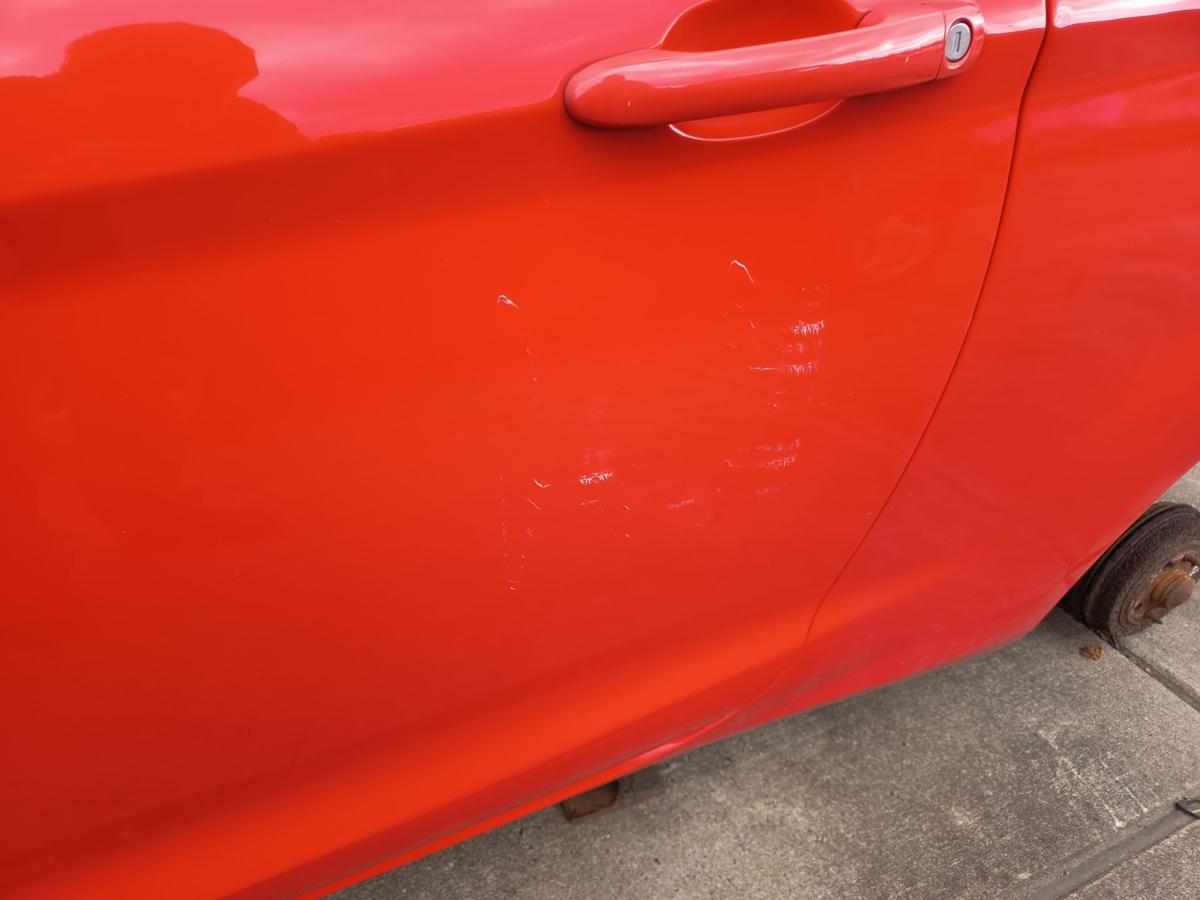 Ford KA RU8 original T&uuml;r links Fahrer Sunriserot Bj 2010