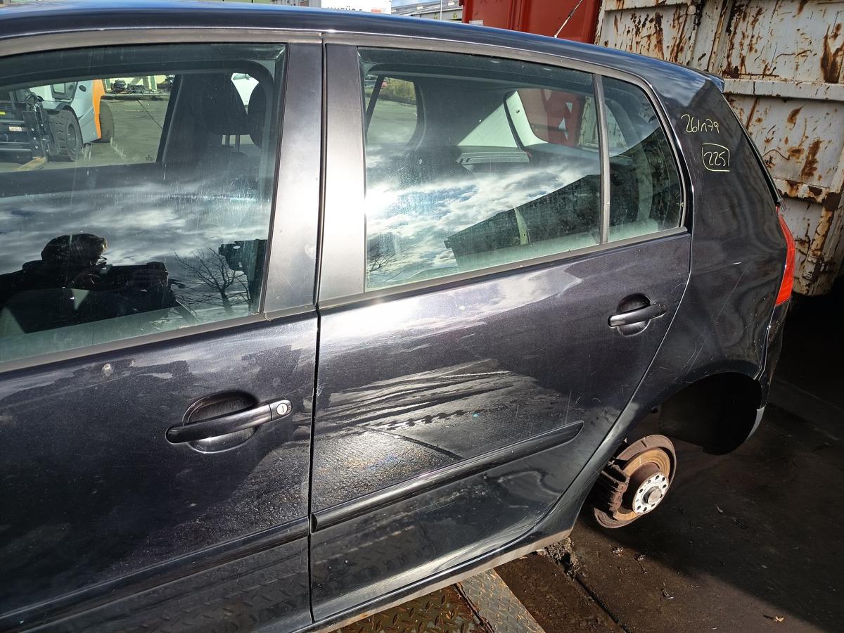 VW Golf V original T&uuml;r hinten links LC9Z schwarz Baujahr 2007