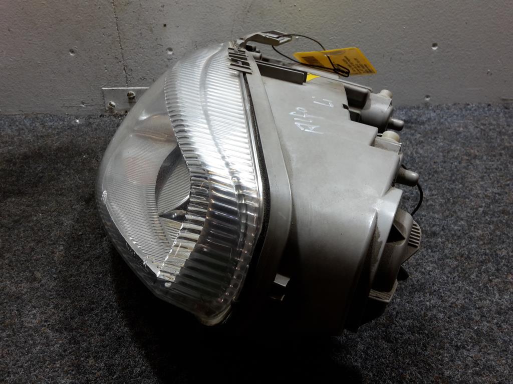 Alfa 147 (937) BJ 2002 Scheinwerfer vorn links Lampe 0301186201 00-04