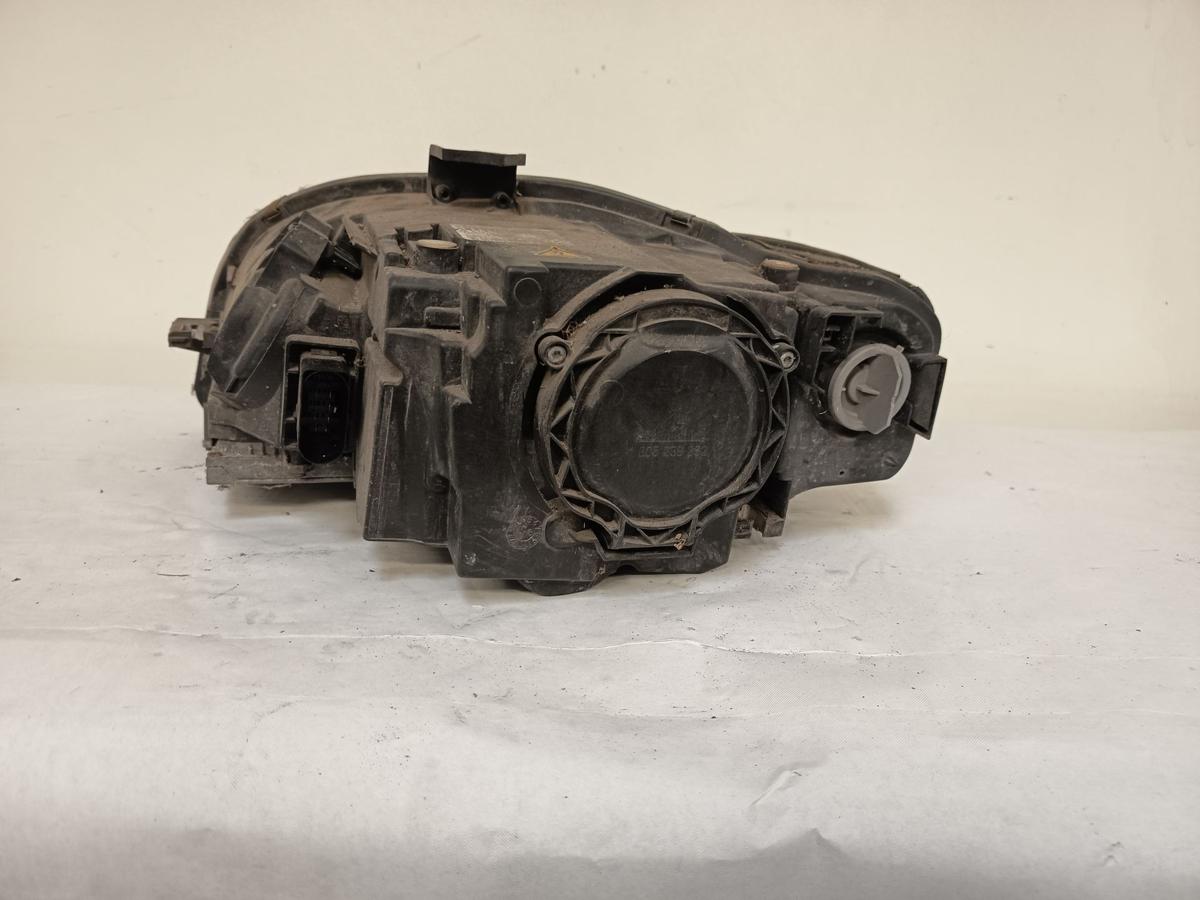 Audi A4 8E Avant original Scheinwerfer vorn rechts Xenon 8E0941004AM Bj 2005