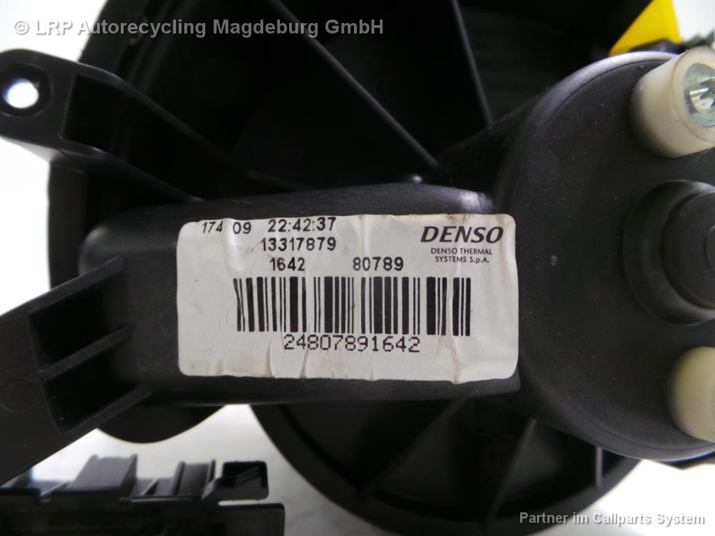 Opel Corsa D Bj.09 3-trg. Gebläsemotor Vorwiderstand 13317879 DENSO