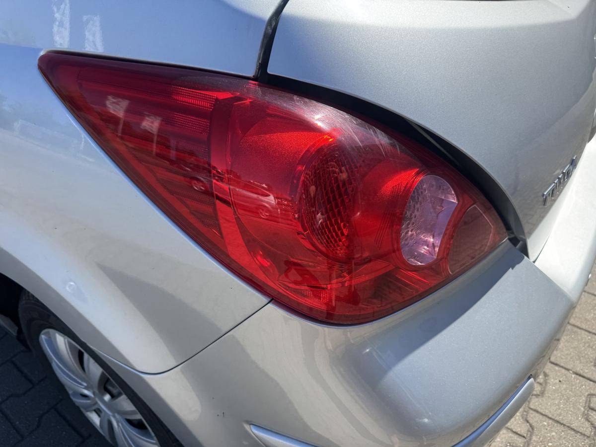 Nissan Tiida original R&uuml;cklicht R&uuml;ckleuchte Schlussleuchte links Bj.2009