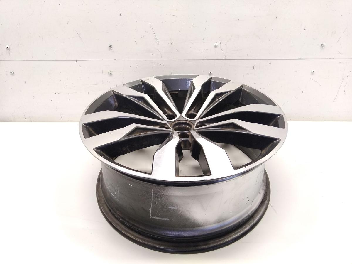 original Alufelge Suzuka 8.5Jx20H2 ET38 5NN601025E VW Tiguan mit M&auml;ngeln Bj.2018