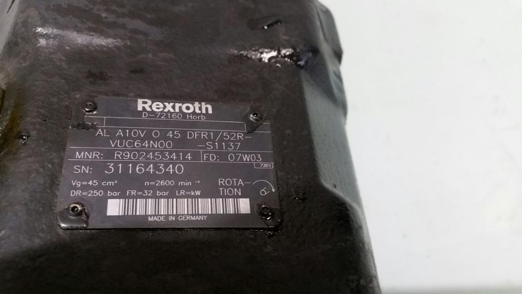 Rexroth Hydraulikpumpe VUC64N00 MNR: R902453414 SN: 31164340