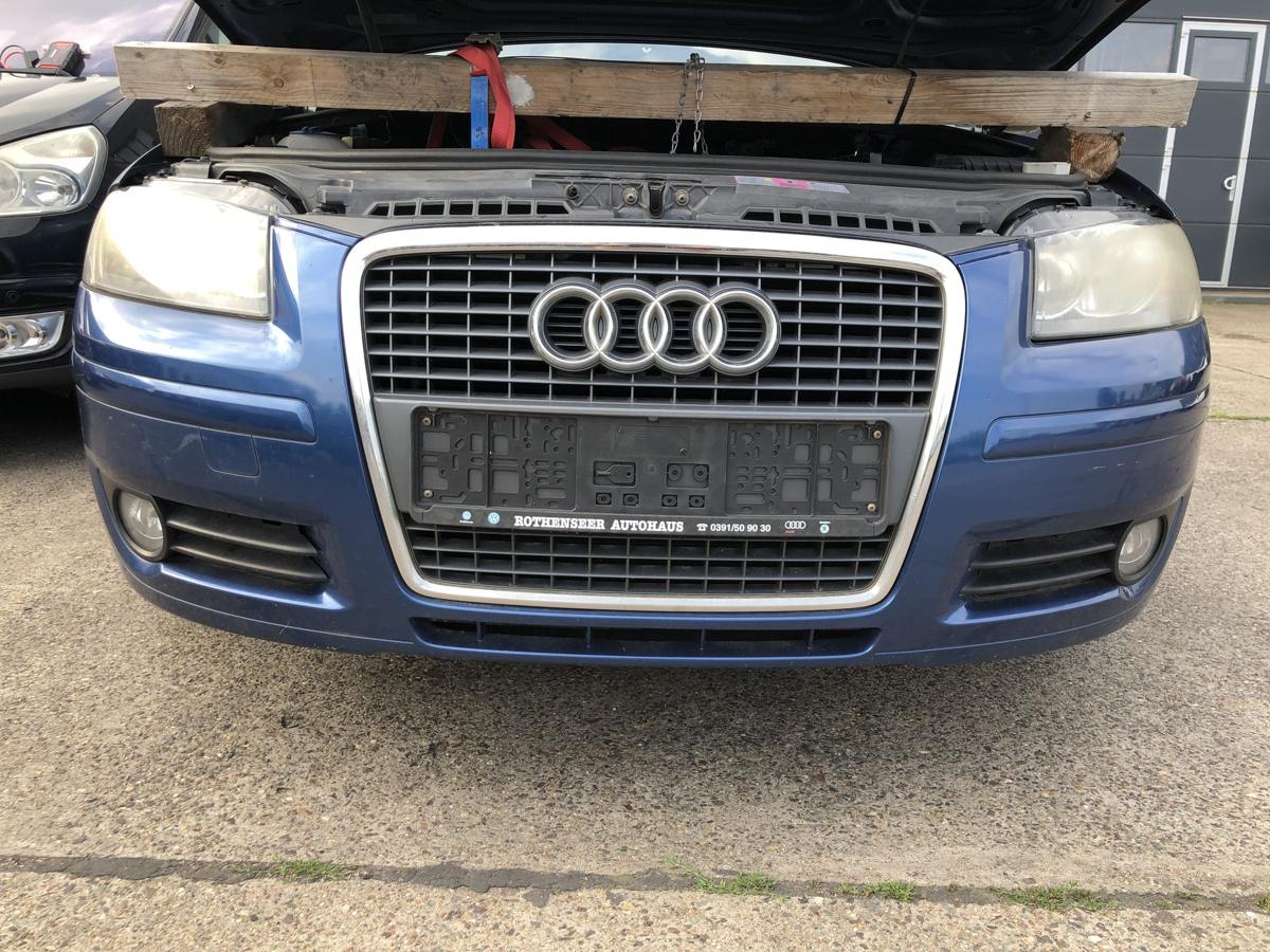 Audi A3 8P ab05 Sto&szlig;f&auml;nger vorn Frontsch&uuml;rze mit Nebel Singleframe LZ5C blau
