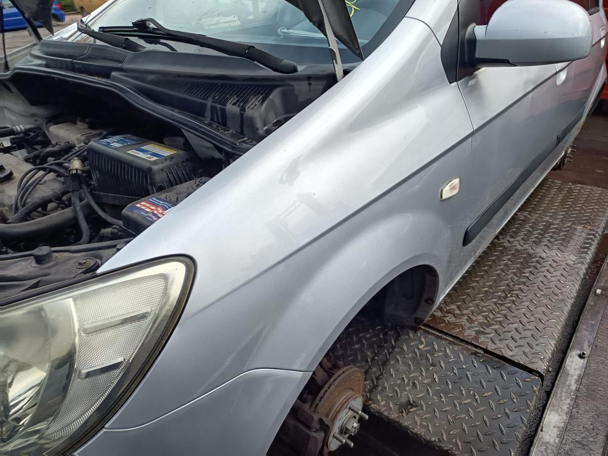 Hyundai Getz original Kotflügel links Seitenteil 5S Space Silver Bj 2006
