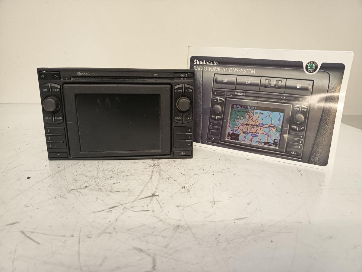Skoda Superb 3U4 orig Radio Navigation mit CODE Bj 2004