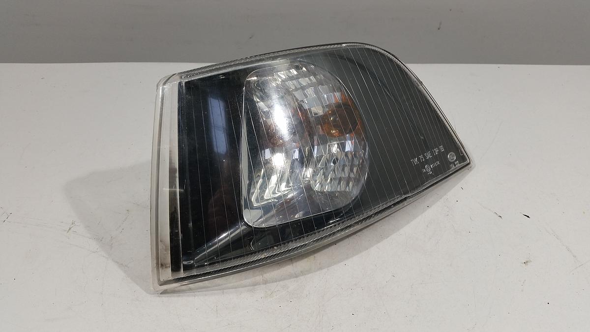 Volvo V40 original Blinker links Facelift Baujahr 2003