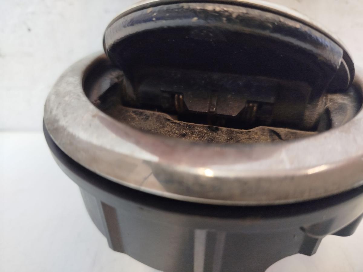 BMW 1er F20 &Ouml;ffner Taster Microschalter Heckklappen&ouml;ffner im BMW Logo