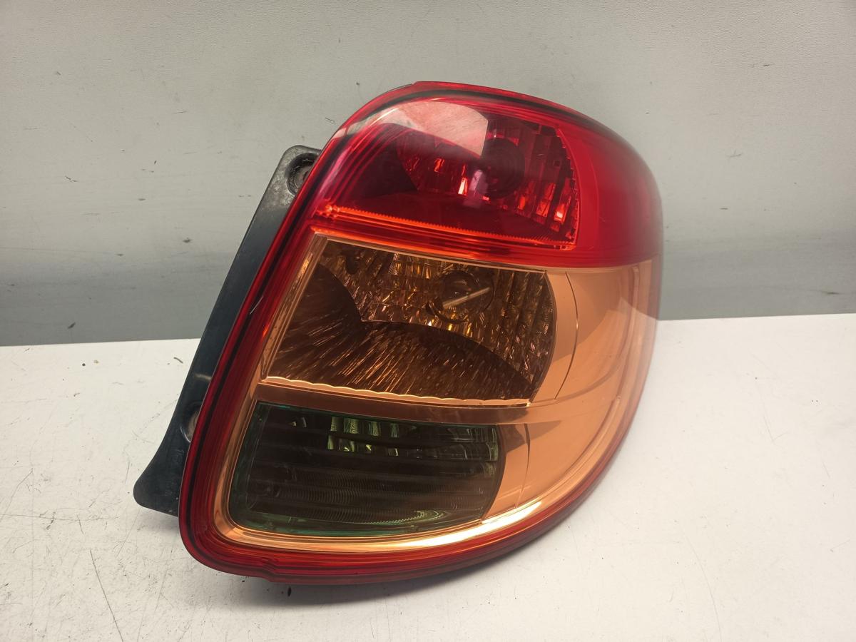 Suzuki SX4 5trg original R&uuml;ckleuchte rechts Heck Schlusslicht Bj 2007