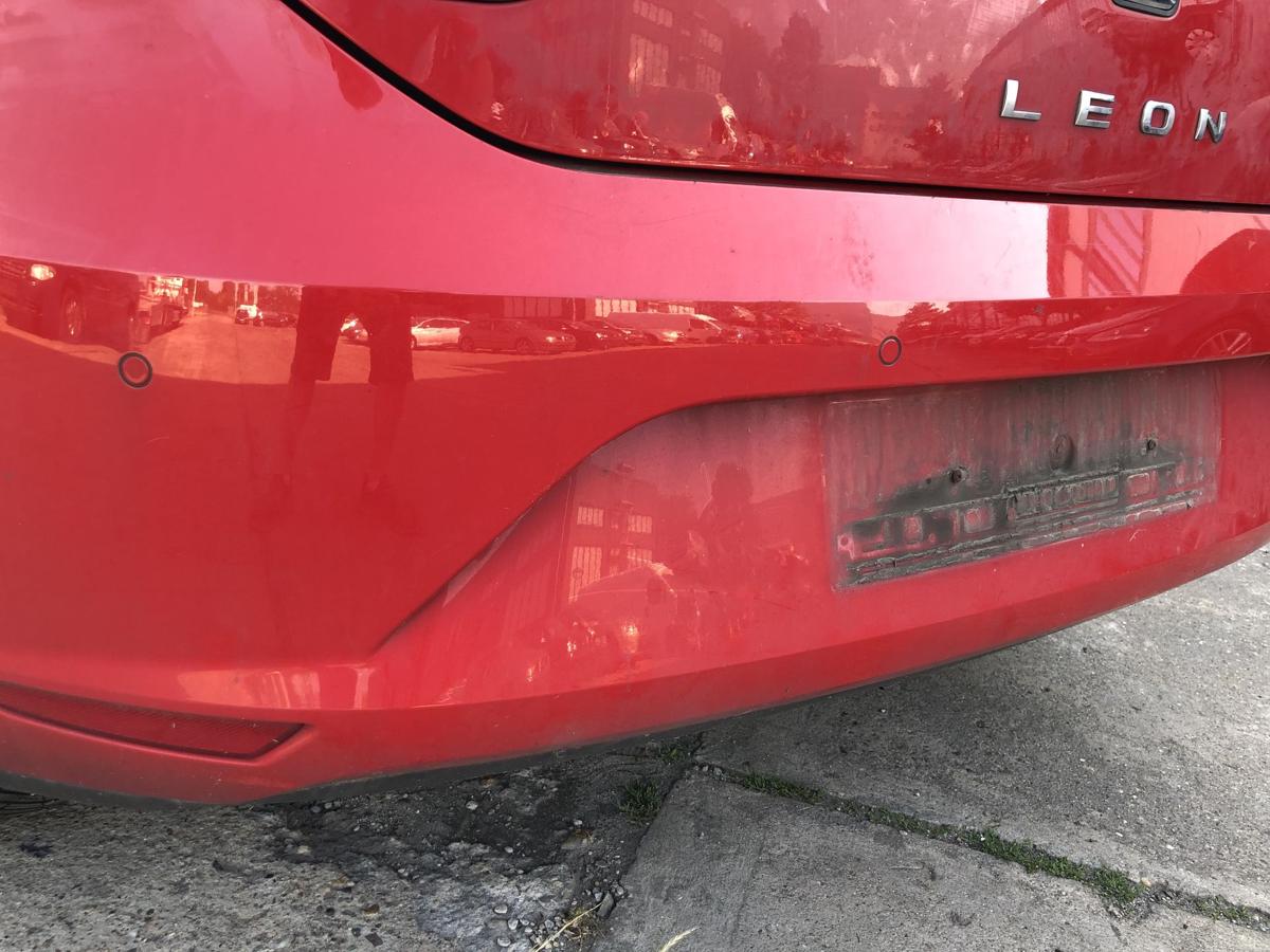 Seat Leon 5F Sto&szlig;f&auml;nger hinten Hecksch&uuml;rze f&uuml;r 3 und 5 t&uuml;rer LS3H Emocion Rot