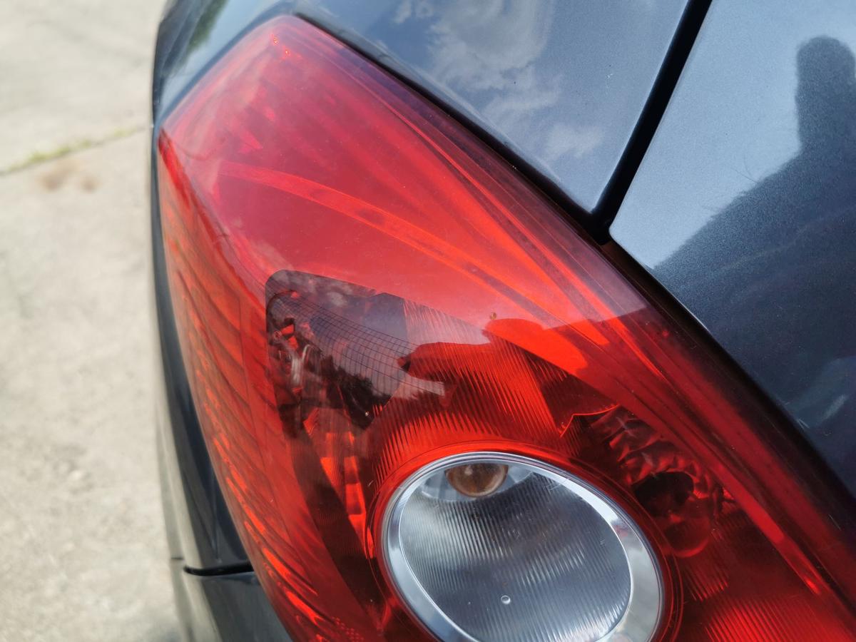 Opel Corsa D Rückleuchte Schlussleuchte Rücklicht hinten links nur für 3 Türer