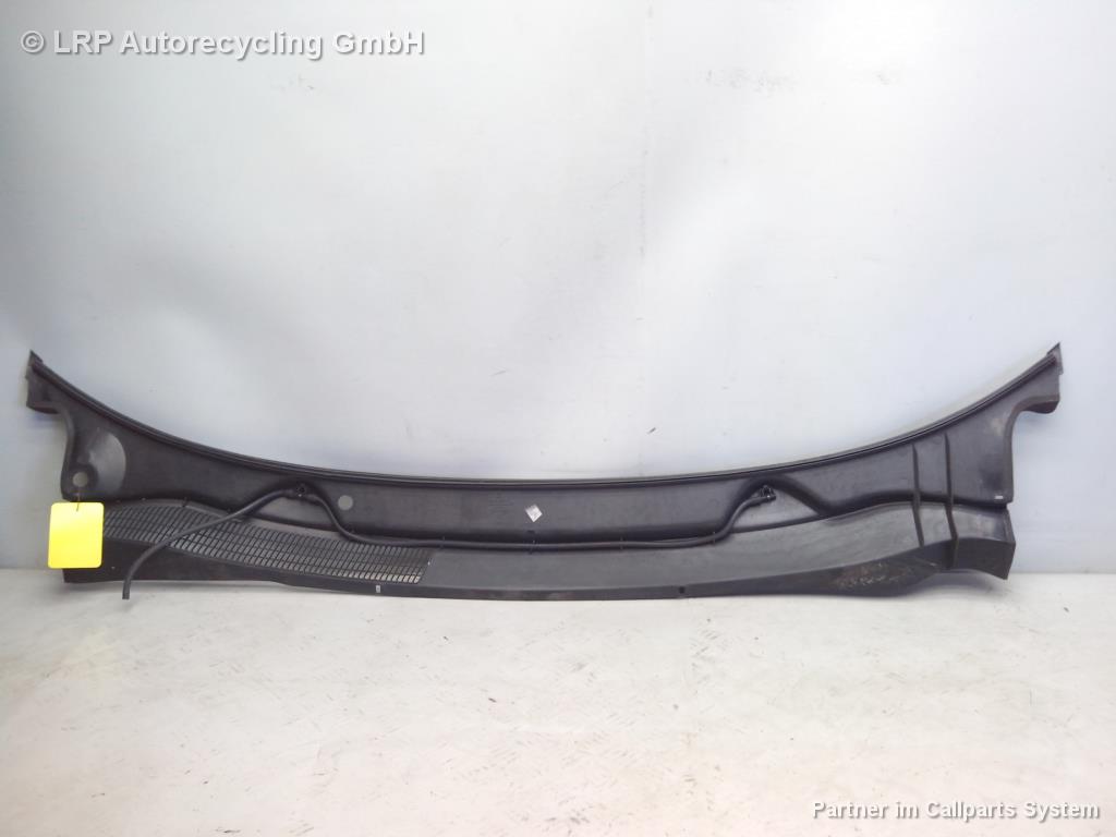 Opel Corsa D BJ2007 original Plastikabdeckung Windlauf Wasserkasten 13203618