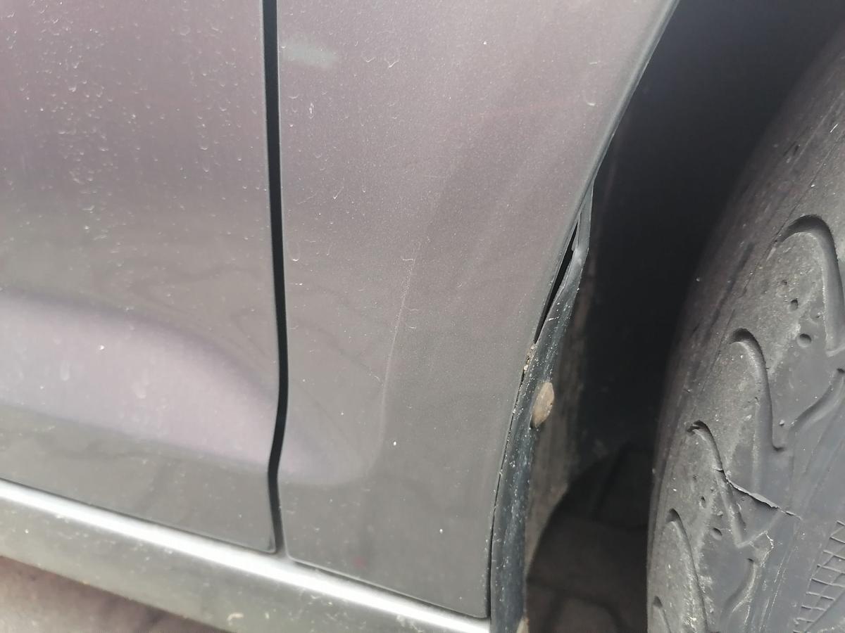 VW Golf Plus original Kotfl&uuml;gel vorn rechts LA7T United Grey Bj.2005