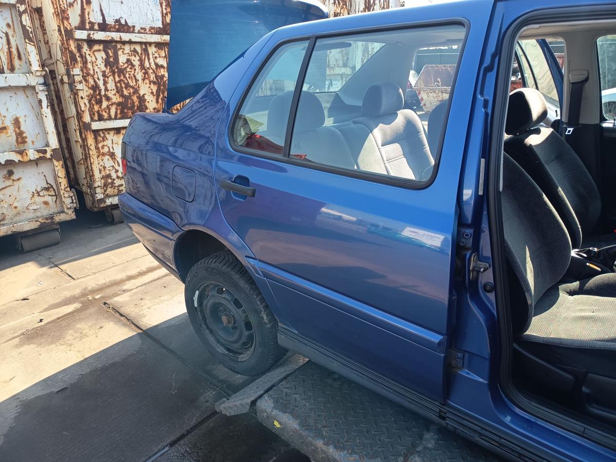VW Vento 1HX original T&uuml;r hinten rechts Fond Beifahrerseite R5V Fjordblau Bj1996