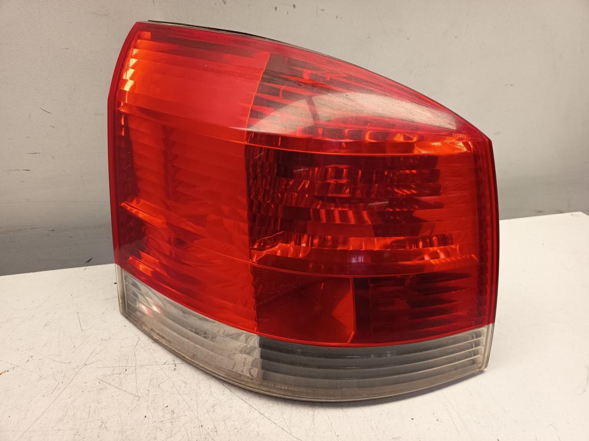 Opel Signum original R&uuml;ckleuchte links Heck Schlusslicht Bj 2007
