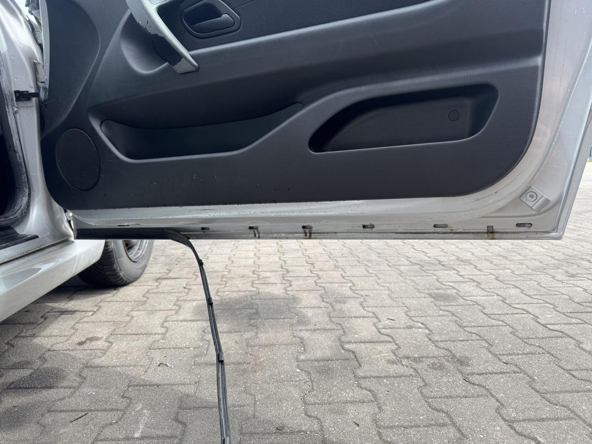 BMW 316TI original T&uuml;r vorn rechts 354/7 Titansilber Metallic 3 T&uuml;rer Rohbau Bj.2003