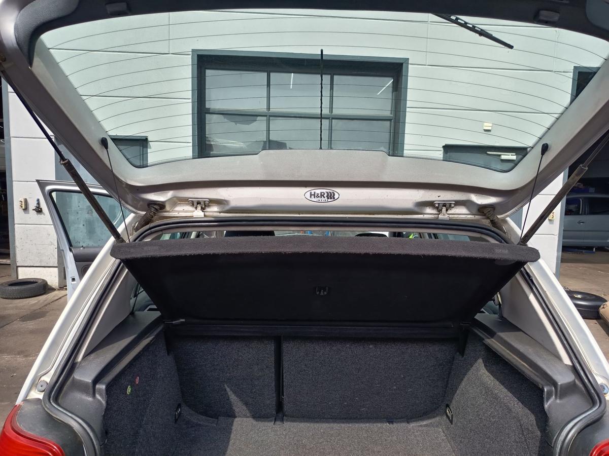 VW Golf IV Limo original Hutablage Abdeckung Lade/Kofferraum Flanellgrau Bj 1998