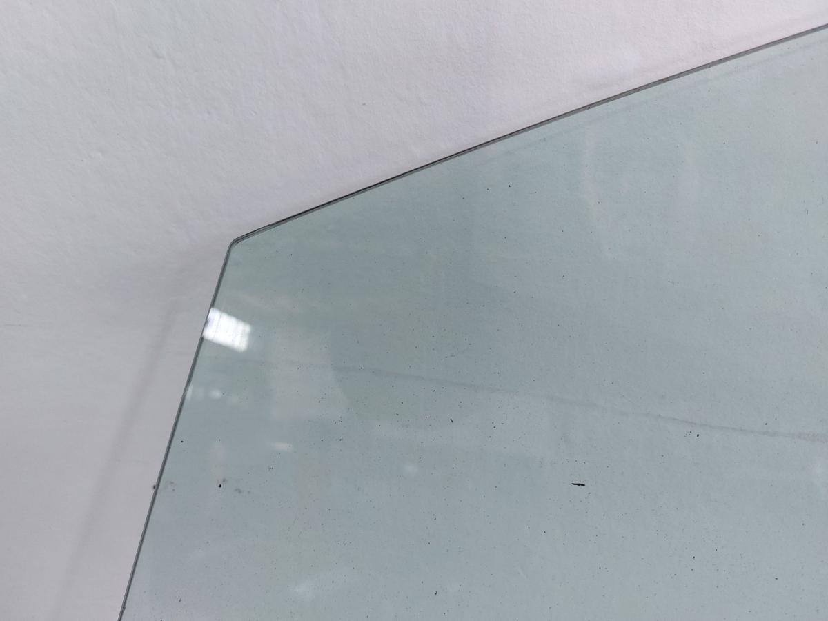 Ford Fiesta JA8 T&uuml;rscheibe vorn links Fahrert&uuml;r nur 3 t&uuml;rer Scheibe Colorglas