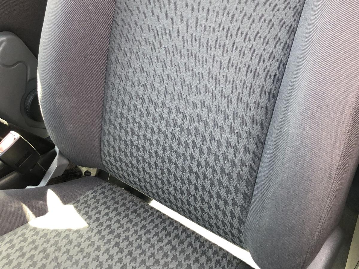 Ford Fusion JU2 Sitz vorn links Fahrersitz Stoff ohne Heizung Autositz