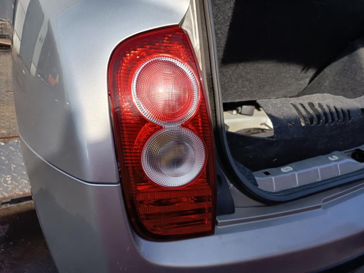 Nissan Micra K12 original Rückleuchte links Heck/Schluss/Licht Bj 2006
