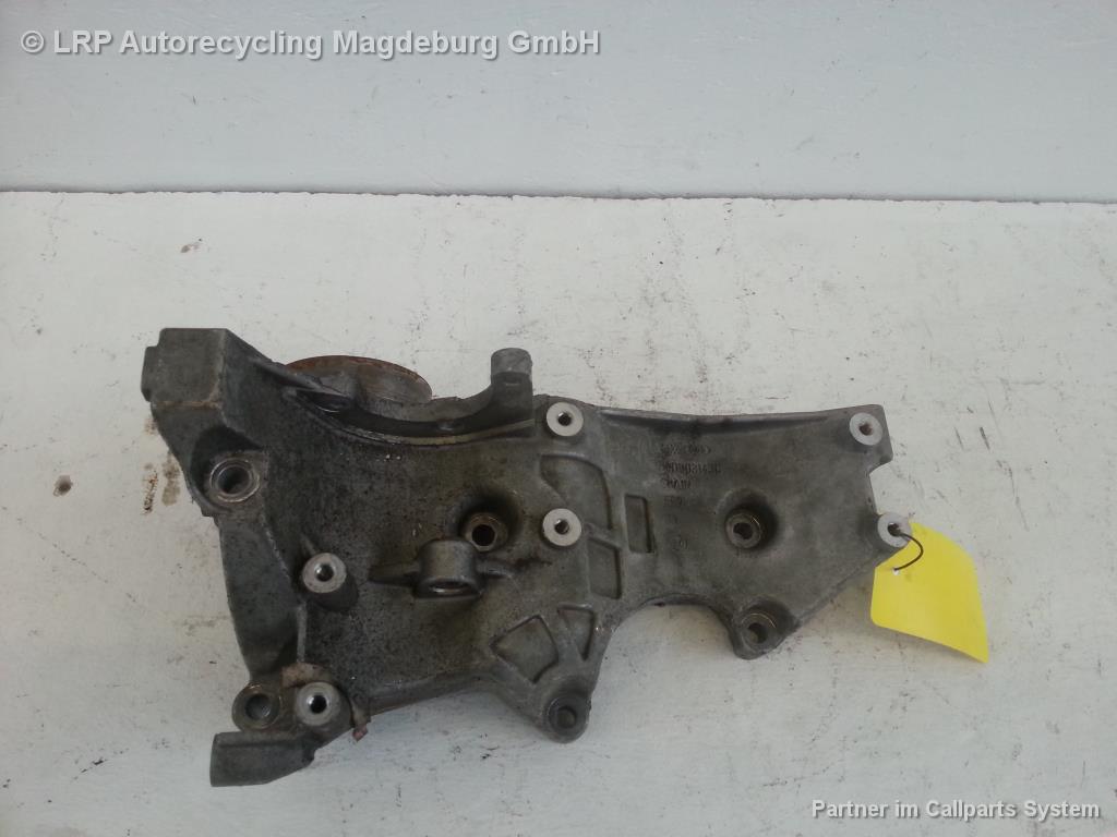 Audi A4 8EC B7 Bj.07 Halter Lichtmaschine Aggregateträger 06D903143C