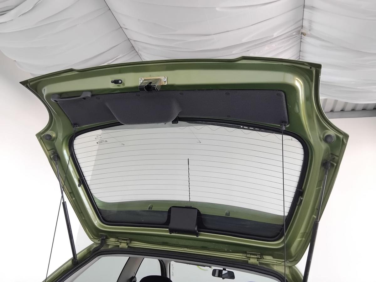 Opel Corsa B Heckklappe 49L kiwigrünmetallic mit Heckscheibe und Spoiler BJ2000