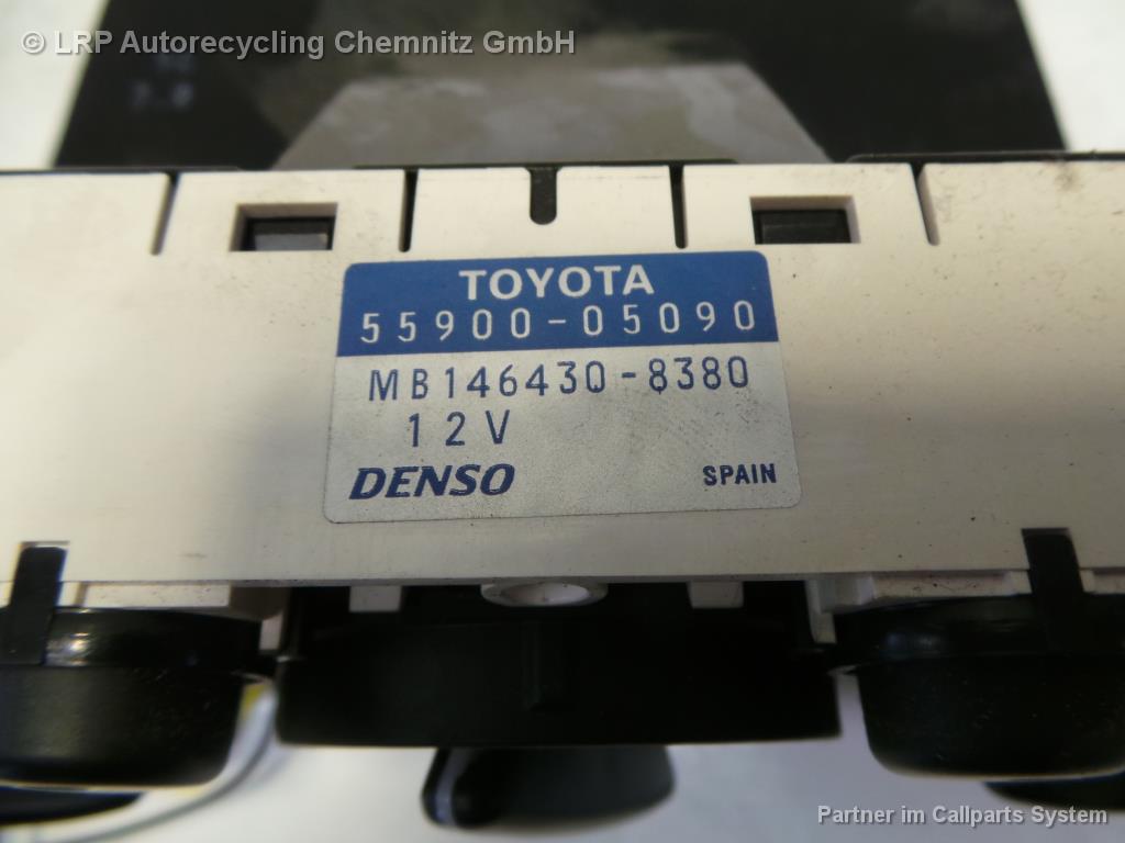 Toyota Avensis T22 BJ 2000 Klimabedienteil Heizbetätigung 55900-05090