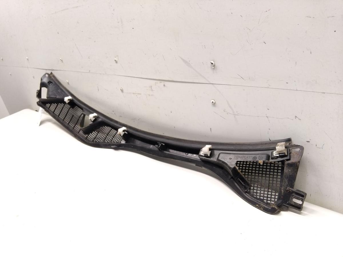Renault Twingo 3 BC original Plastikabdeckung Grill Windlauf Bj.2014