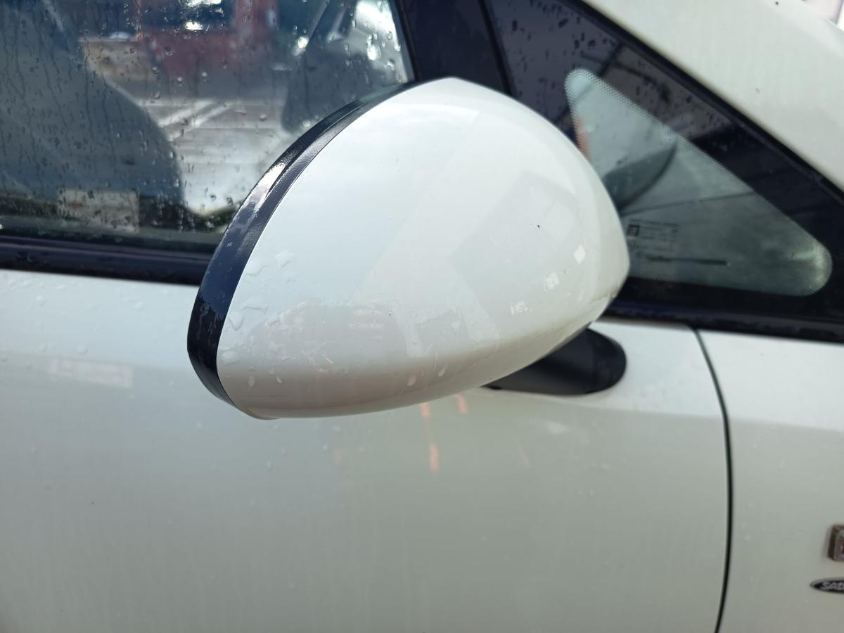 Opel Corsa D original Aussenspiegel rechts elektrisch Z30R Guacamolewei&szlig; Bj 2012