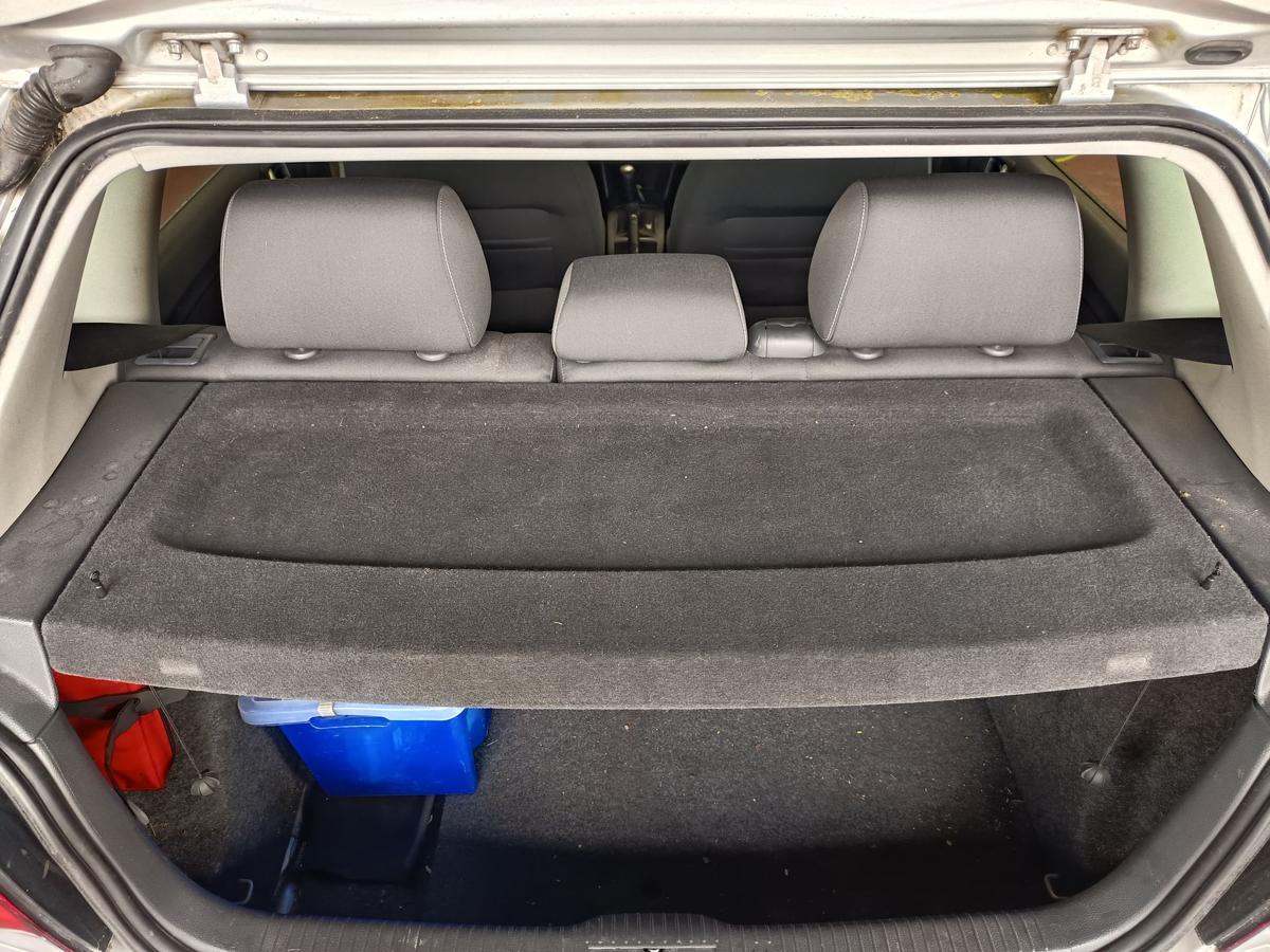VW Polo 9N3 original Hutablage Abdeckung Kofferraum Baujahr 2009