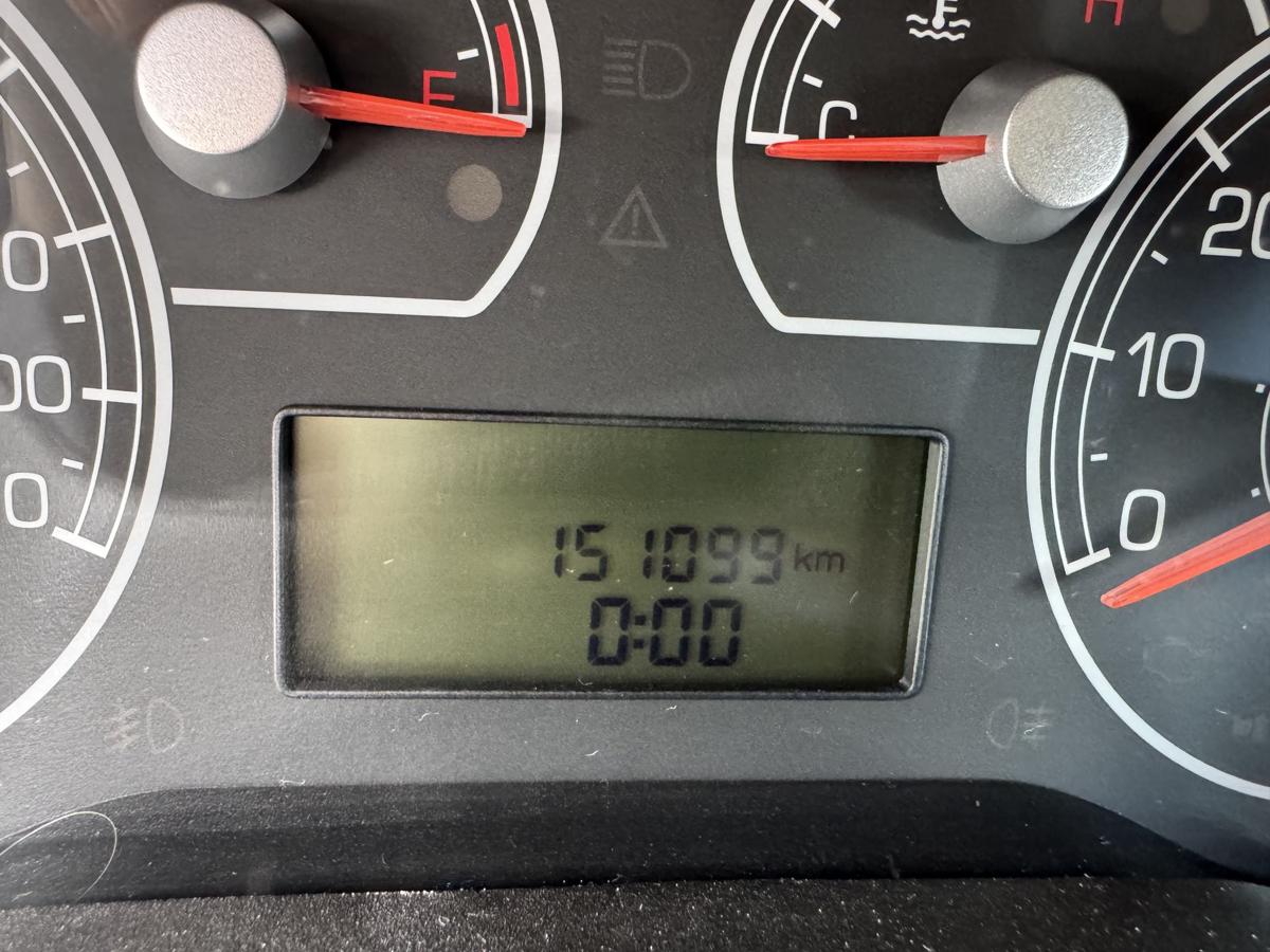 Fiat Grande Punto original 5gang Schaltgetriebe 1.4 57kw 551963361 Bj.2008