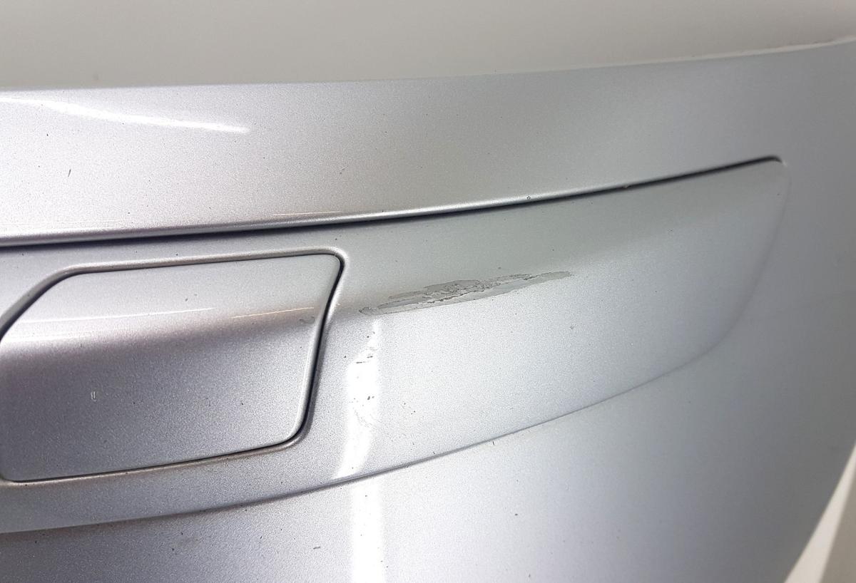 VW Golf V Sto&szlig;stange Sto&szlig;f&auml;nger vorn in Reflexsilbermet LA7W Bj2006 KEIN Kombi