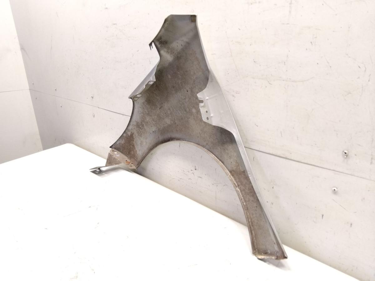 Peugeot 207 SW original Kotfl&uuml;gel vorn rechts silber EZR aluminiumgrau Bj.2007