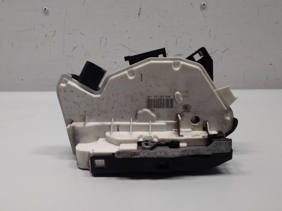 VW Tiguan 5N2 original T&uuml;rschloss vorn rechts mit ZV 5N1837016E BJ2012